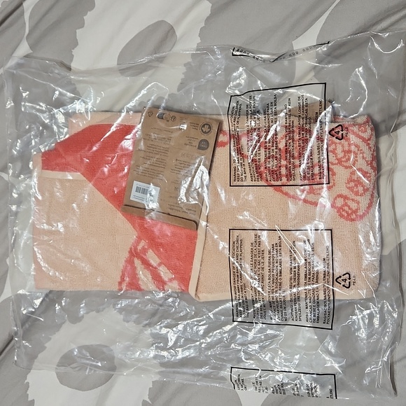 Moomin Arabia Finland Moominmamma peach Hand Towel - Picture 4 of 5